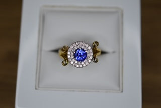Tanzanite & Diamond ring