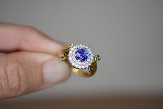 Tanzanite & Diamond ring