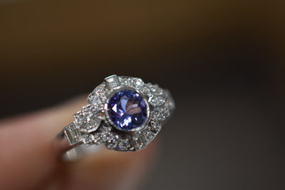 White gold, Tanzanite and diamond ring