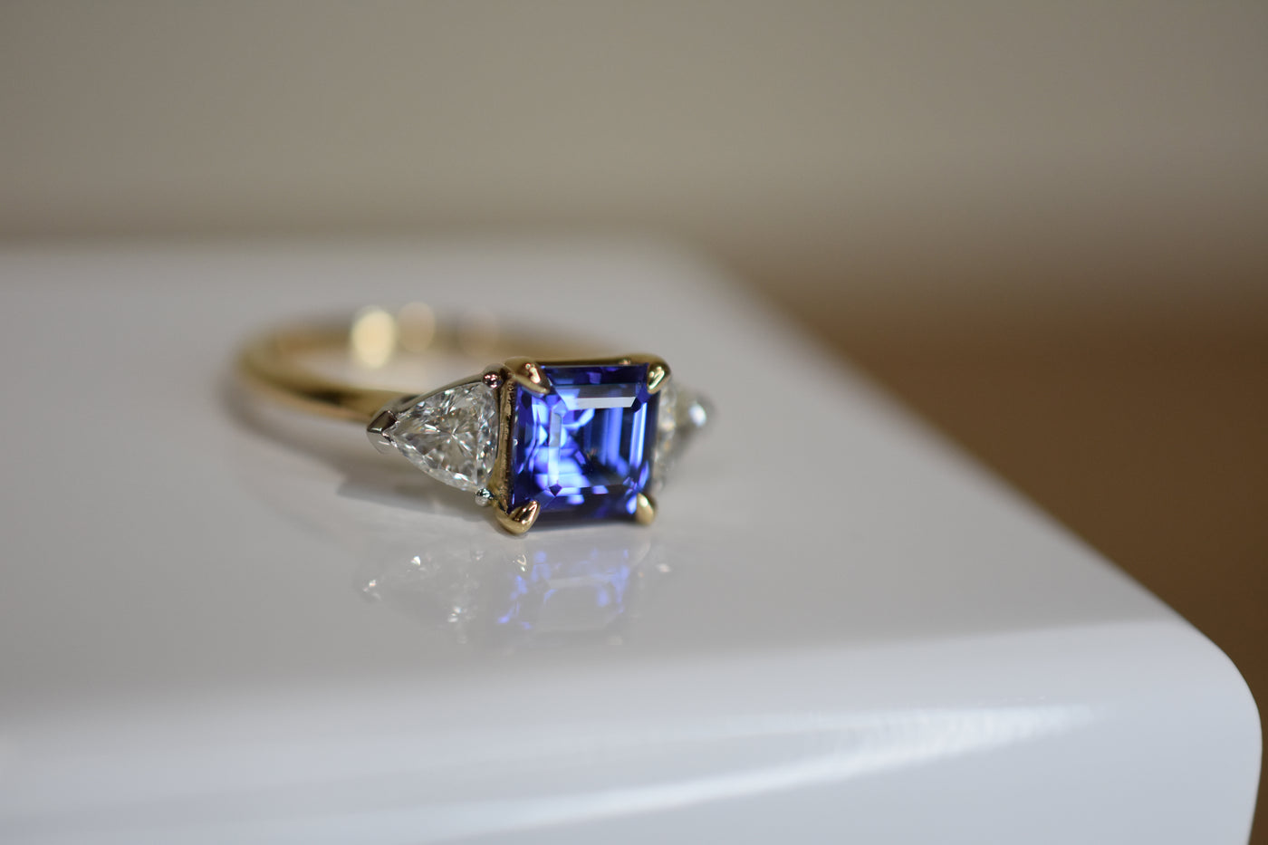 Tanzanite and Diamond set ring