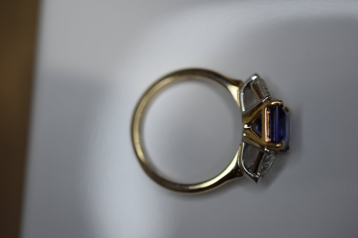 Tanzanite and Diamond set ring
