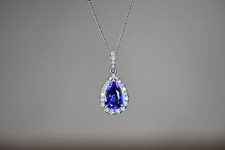 Tanzanite & Diamond set pendant