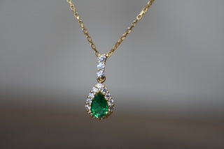 Emerald & Diamond set pendant