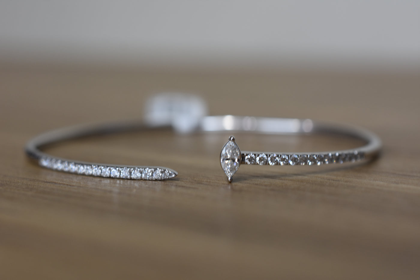 14ct White gold, diamond set bangle