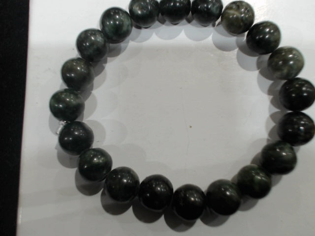 Green Agate stretchy bracelet