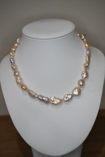 Keshi necklace