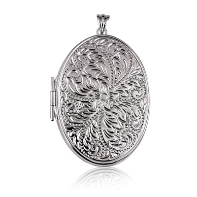 Silver, oval, 50x35mm ilver locket, engraved both sides