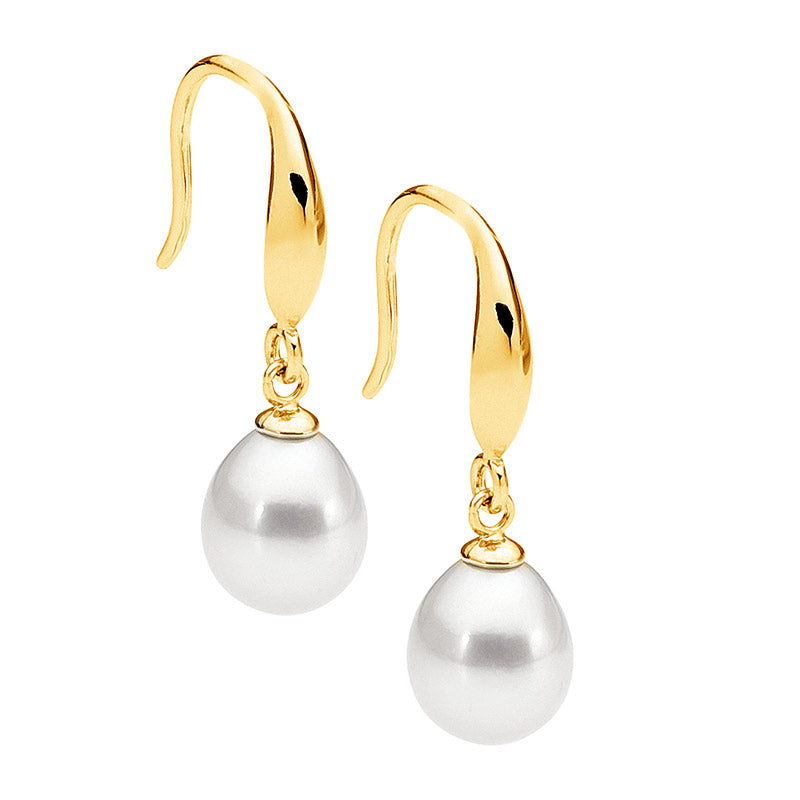 Sterling silver, gold plated, hook, freshwater Pearl earrings.