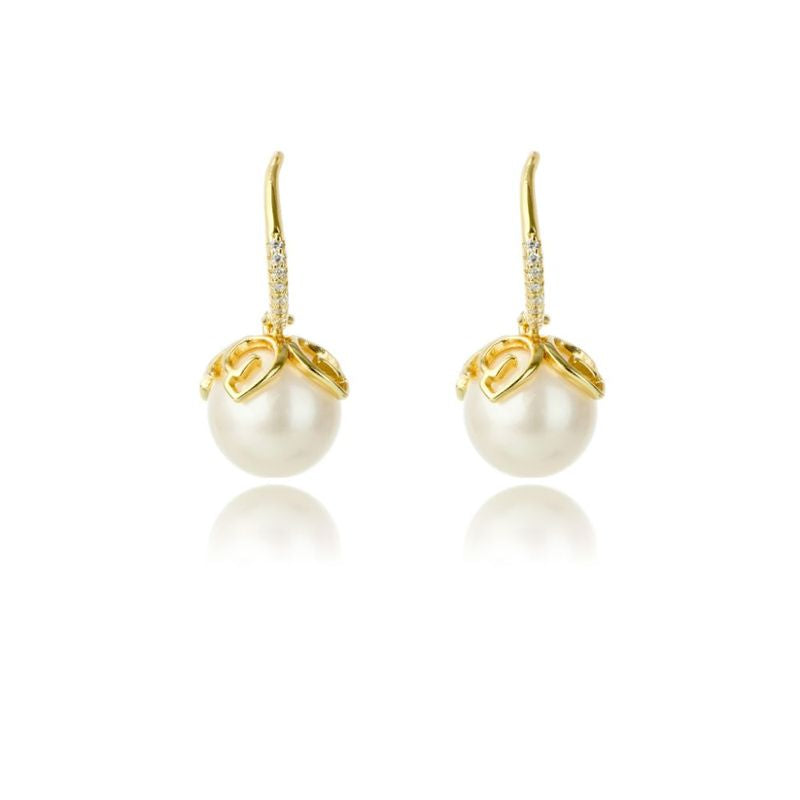 Gold plated, Freshwater Pearl hook earrings